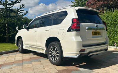2018 White Toyota Land Cruiser